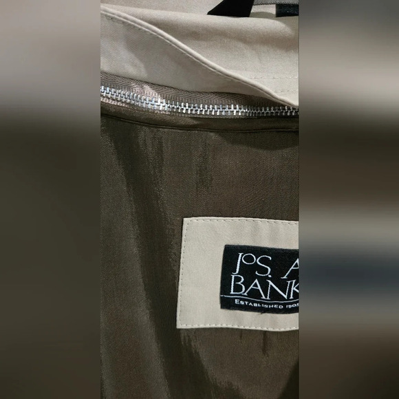 Jos A Bank mens trench coat - Picture 9 of 13